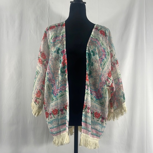 Kimono,floral cardigan,multi colored cover,mid sleeves, open with fringe, Large - Picture 7 of 7